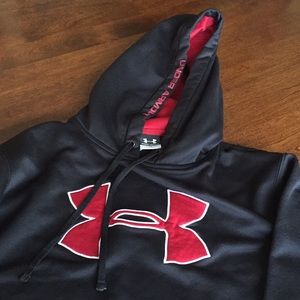 Under Armour pullover sweatshirt size M